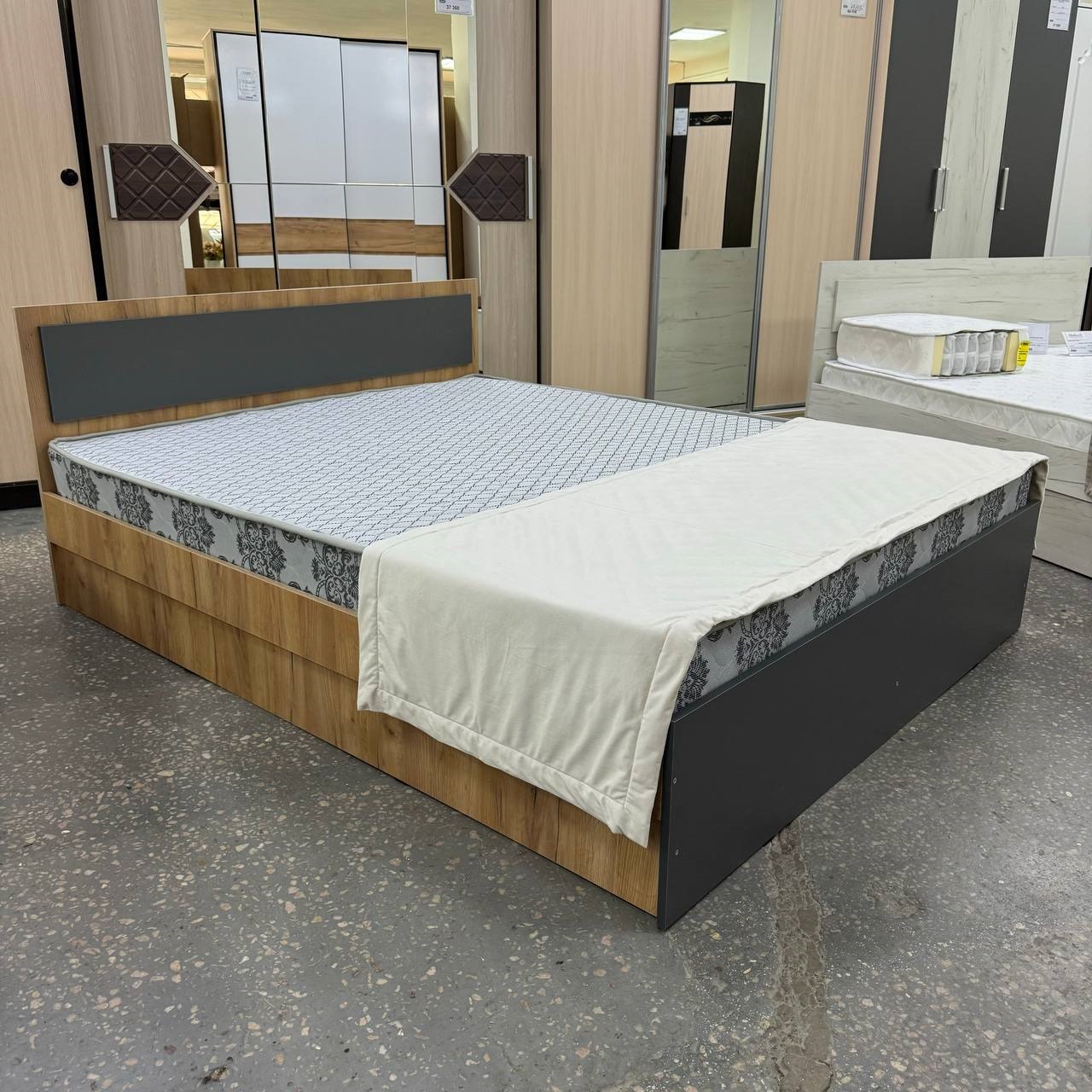 Кровать Мартина 1,6м (Графит/Дуб крафт) МиФ — изображение 2
